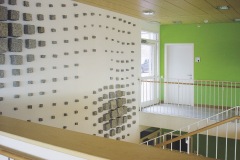 Neuronale Netze, 2006 	Künstlerische Gestaltung des Eingangsbereiches, im Seniorenheim in Klobenstein, Ritten, I